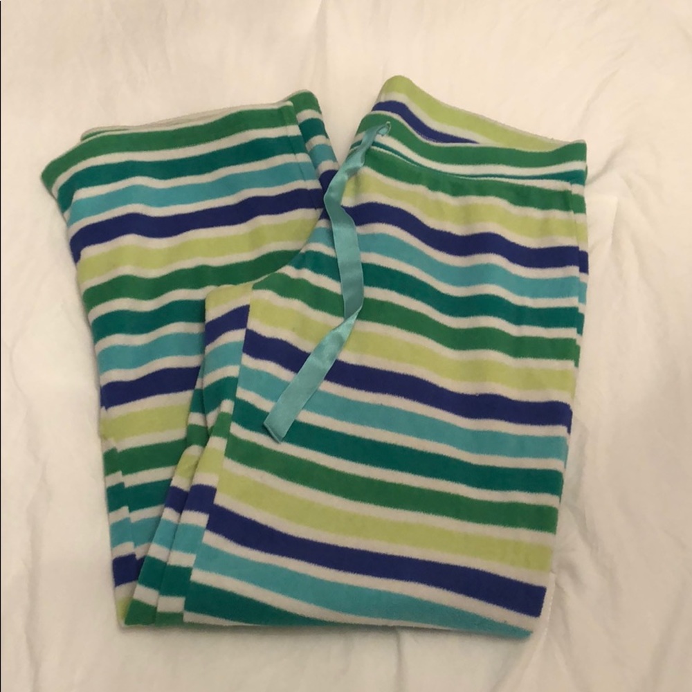 ⭐️Old Navy Green/Blue/White Fleece Pajamas